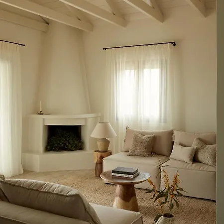 Sui Generis Villa Pesádha