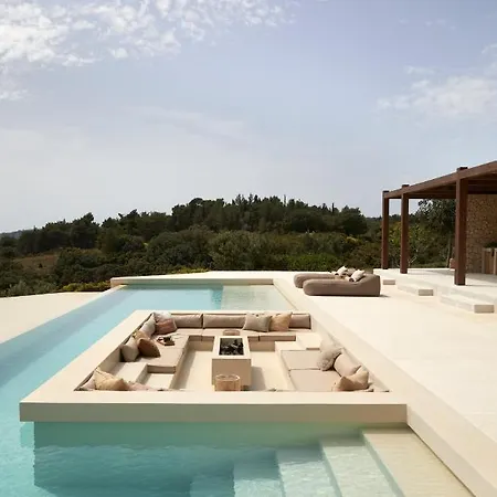 Sui Generis Villa Pesádha